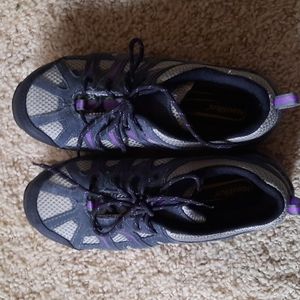 Nautilus steel toe shoes